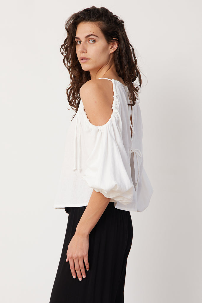 CONCEPT TOP WHITE