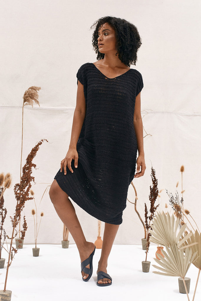 JADE DRESS - BLACK