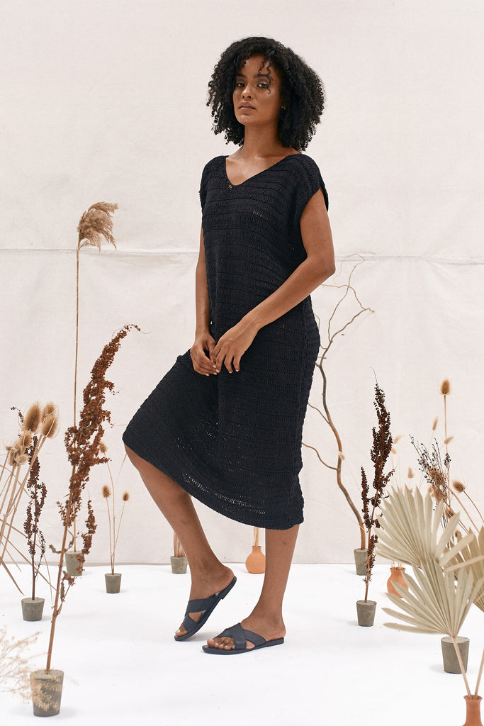 JADE DRESS - BLACK