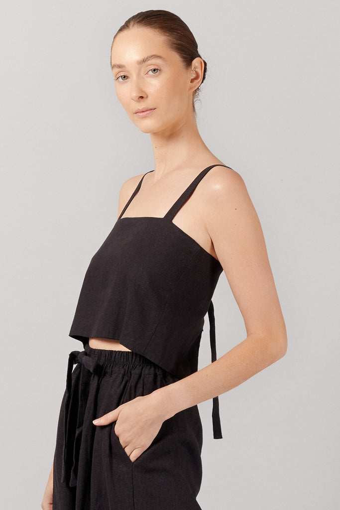 BREEZE CROP TOP - BLACK